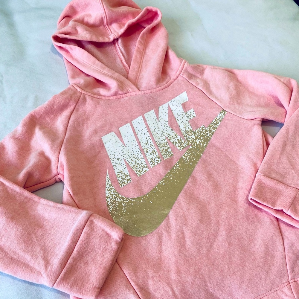 Girls Nike Hoodie with FREE long sleeves